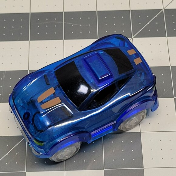 Magic Tracks 16 ft Building Set‎ With Blue Car Tracks Accessories Bag Green Red - Picture 13 of 15